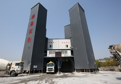 廠房設(shè)備